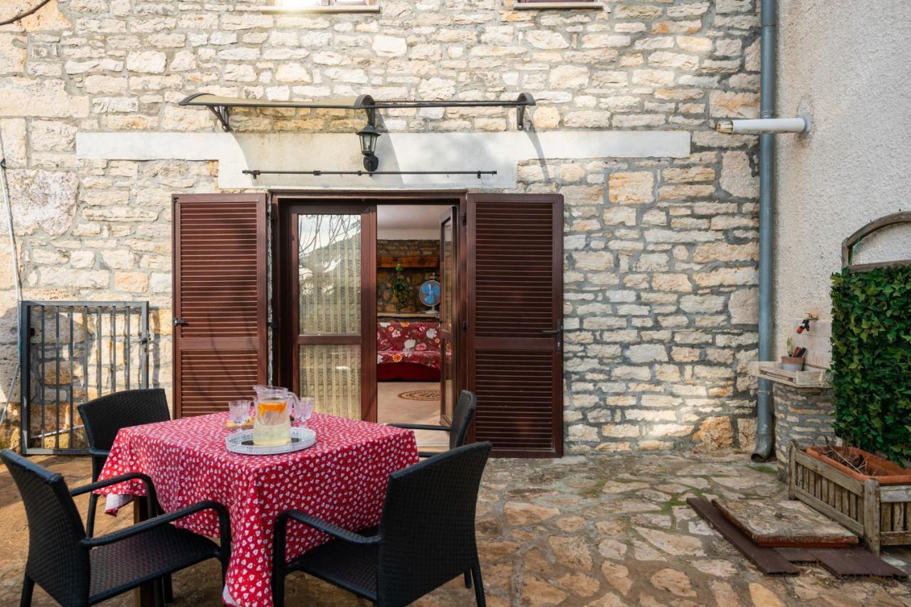 Apartment Larca Kanfanar Εξωτερικό φωτογραφία